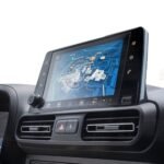 Opel Combo 2019-2023 Uyumlu 8 İnç Navigasyon 9H Nano Ekran Koruyucu - Görsel 2